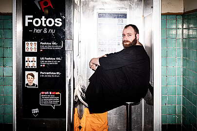 I always like to play with audience confusion, the feeling of 'what the hell is going on?'